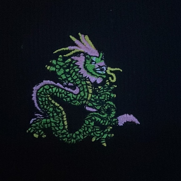 Black tank top - Picture 2 of 3